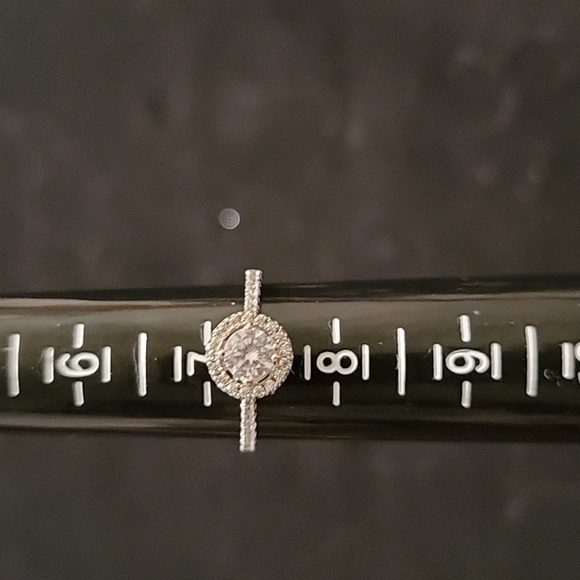 Floating Halo Ring - Picture 1 of 9